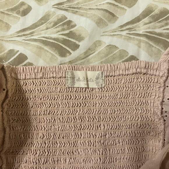 🌸 3 for $10 / altar’d state blush pink gorgeous medium top shirt - Picture 2 of 15
